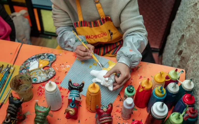 Eucalyptus Forest Picnic + Pucará Torito Painting Workshop